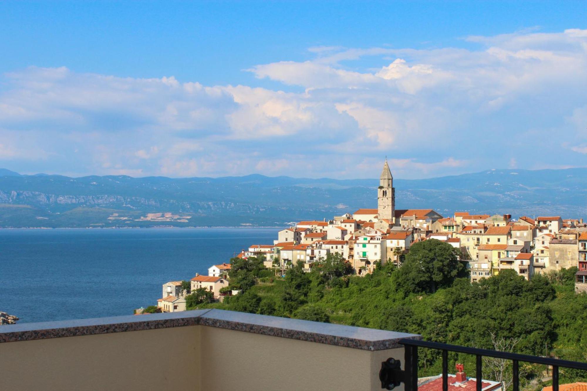 Apartmani Marin1 Vrbnik Cameră foto